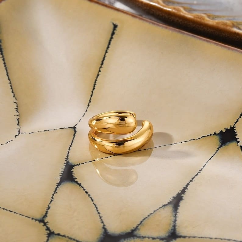 Iconic Pierce-Less Irregular Gold Ear Cuff