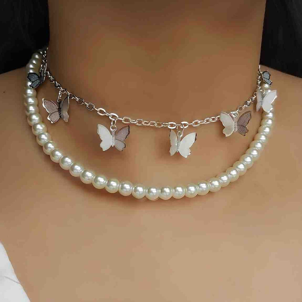 Necklace – Pearl and Butterfly Layered
