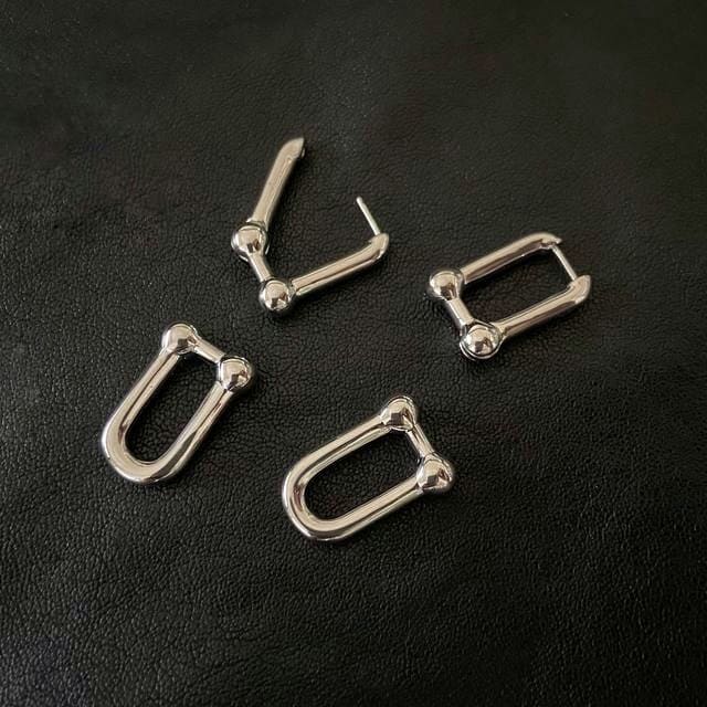 Detachable U Link Earrings