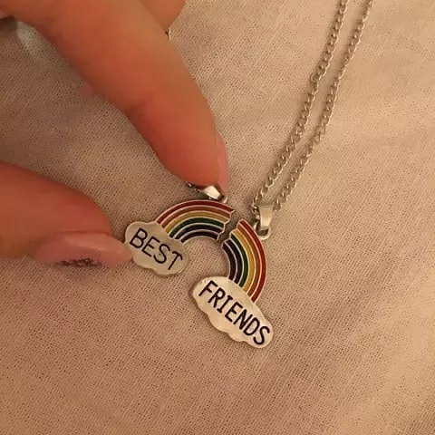 Best Friends Necklace – Set of 2