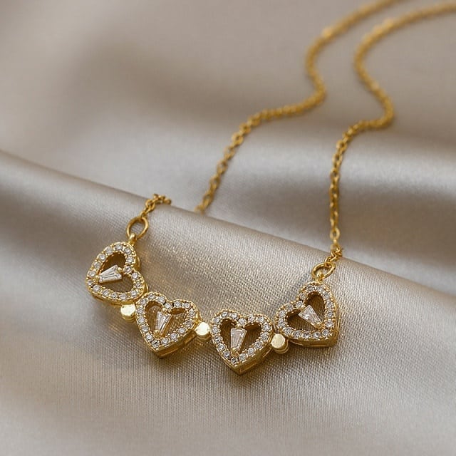 Necklace – Magnetic Folding Heart Rhinestone